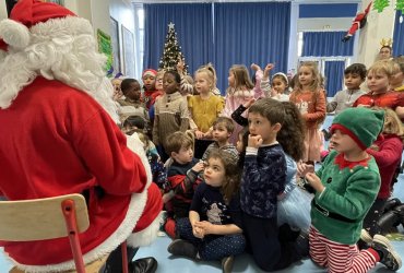 PÈRE NOËL DANS LES ÉCOLES ET ACCUEILS DE LOISIRS